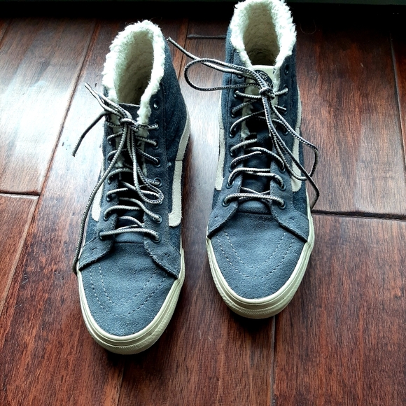 Vans Off The Wall Shoes - VANS OFF THE WALL FUR LINED SUEDE HIGHTOPS